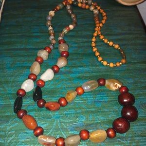 Polished Semi-Precious Stone & Wood Bead Necklace